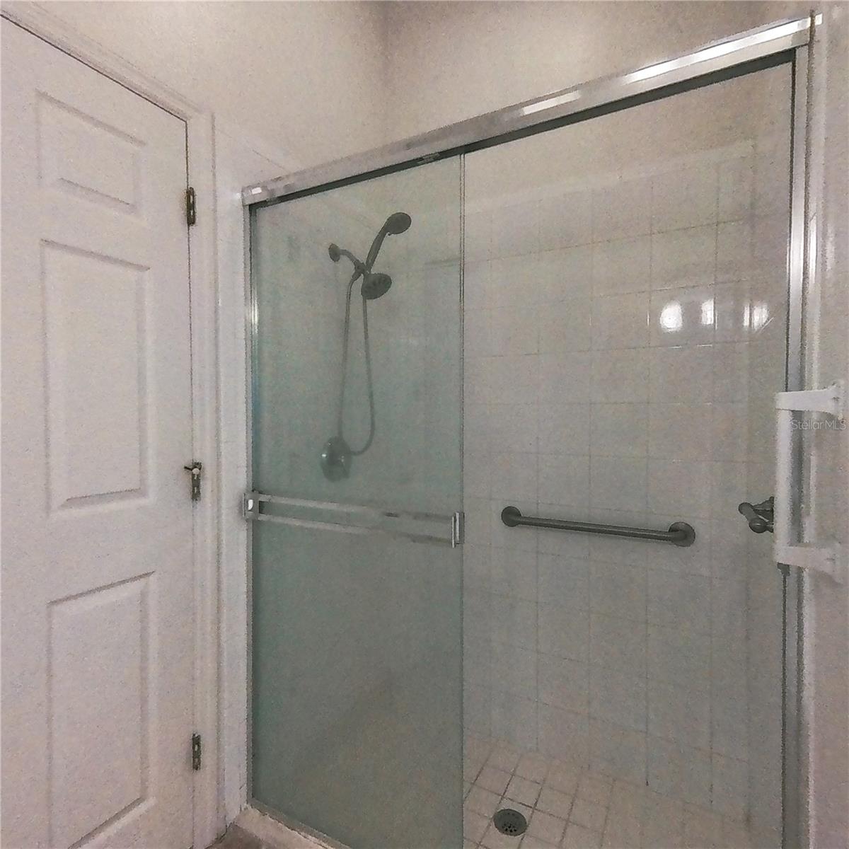 Image 17 of 44 For 659 Coral Trace Boulevard