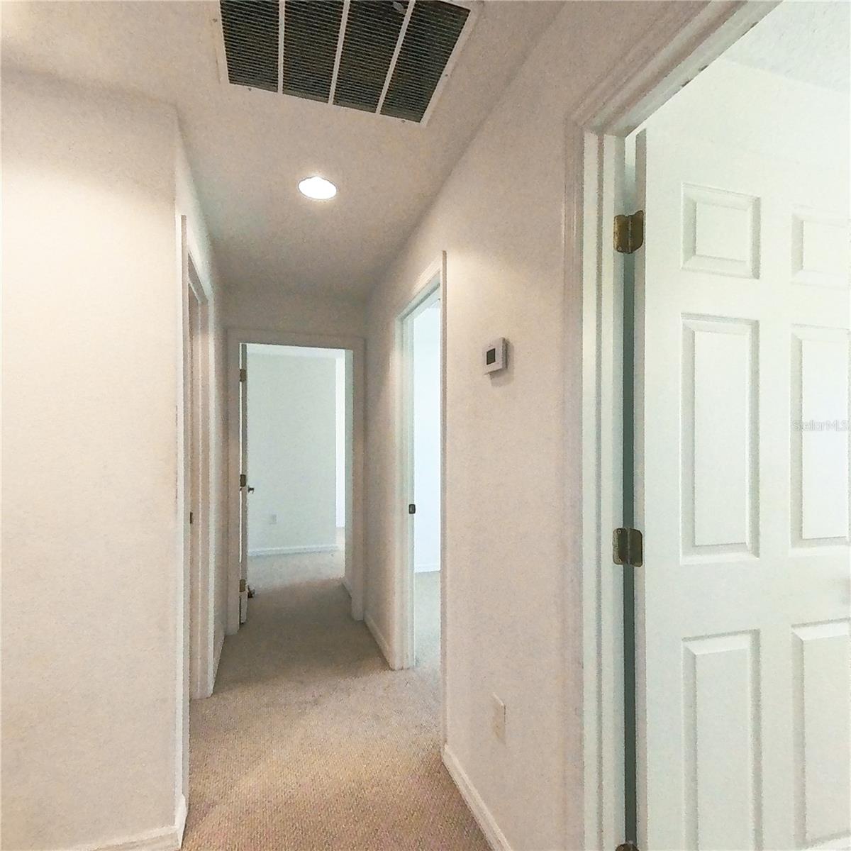 Image 19 of 44 For 659 Coral Trace Boulevard