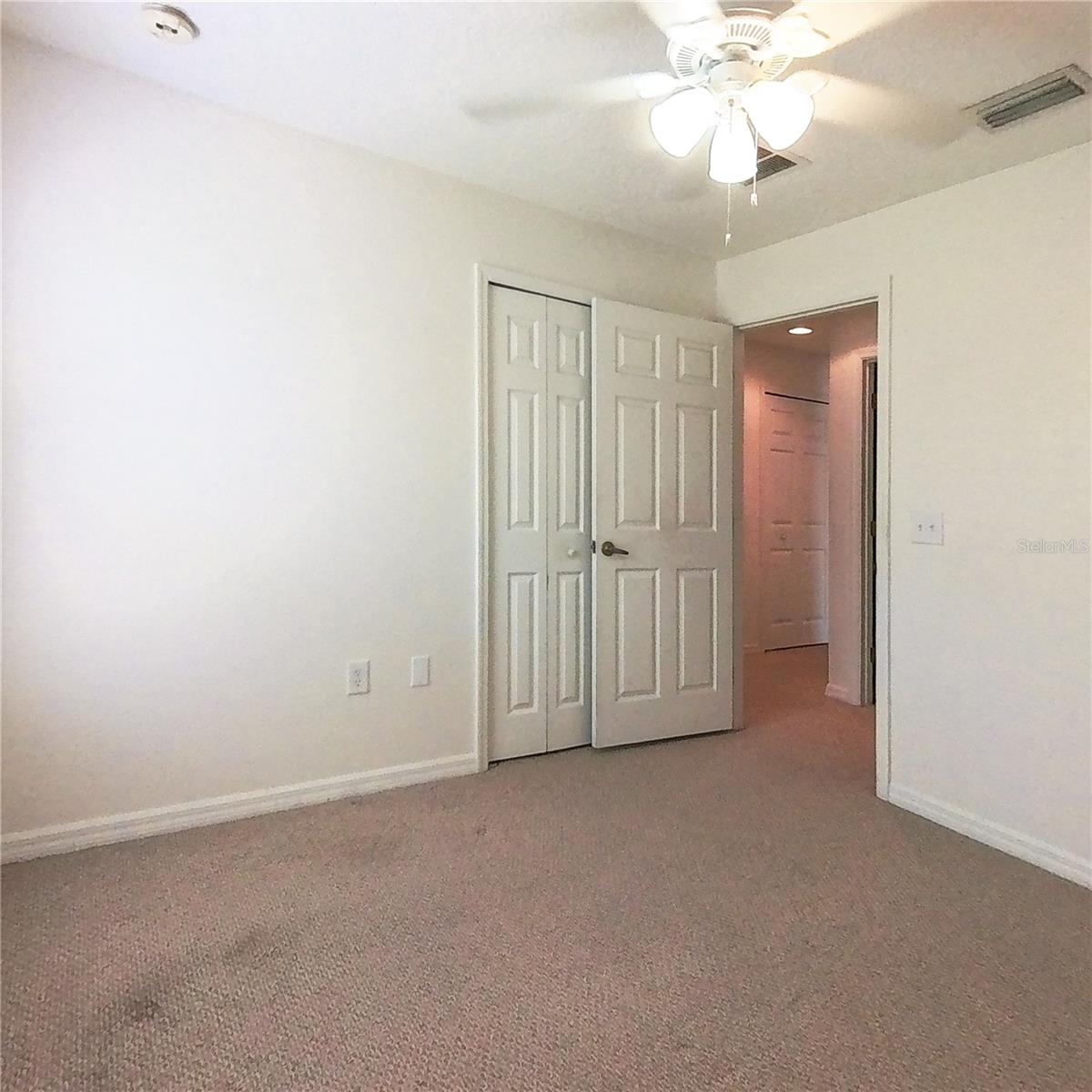 Image 23 of 44 For 659 Coral Trace Boulevard