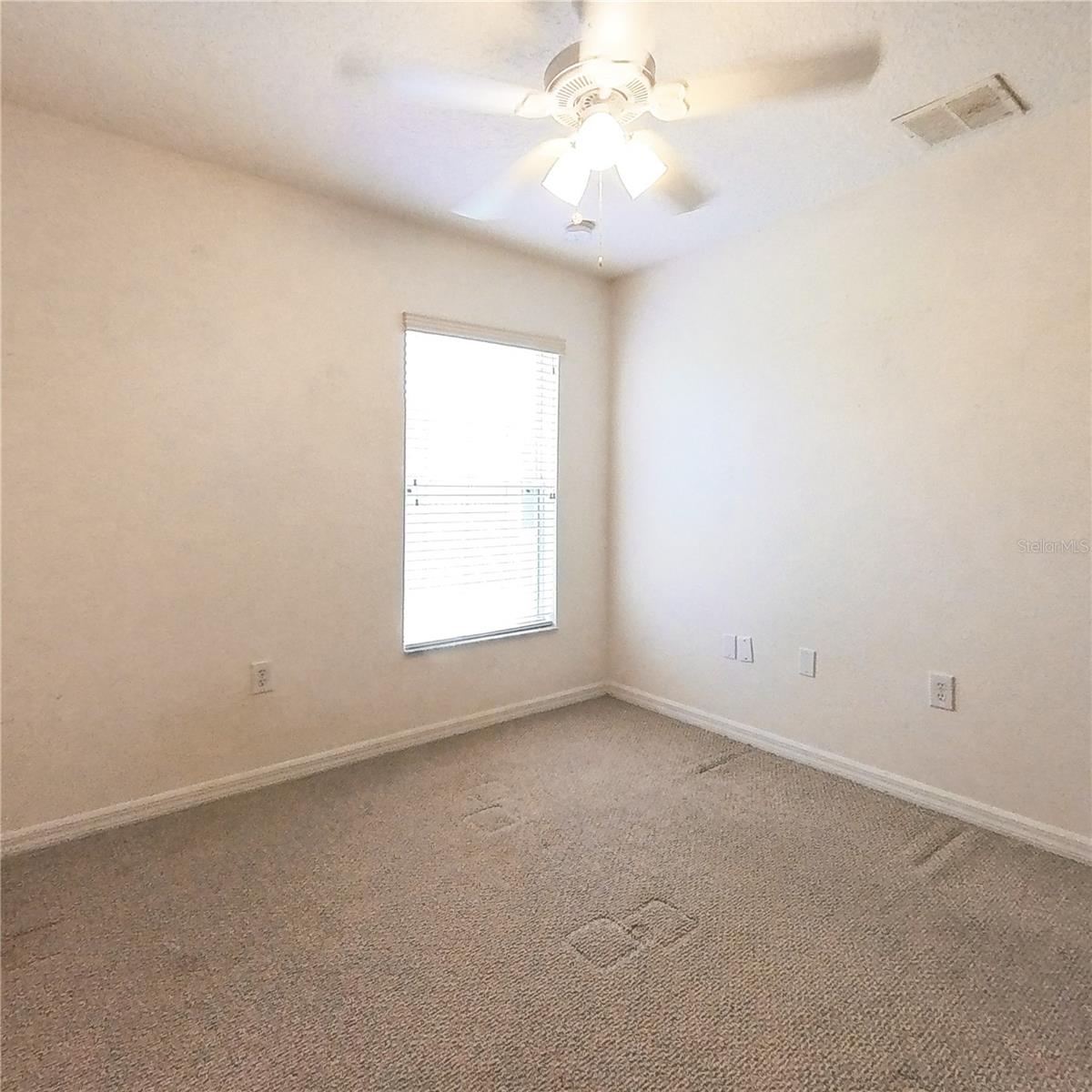 Image 32 of 44 For 659 Coral Trace Boulevard