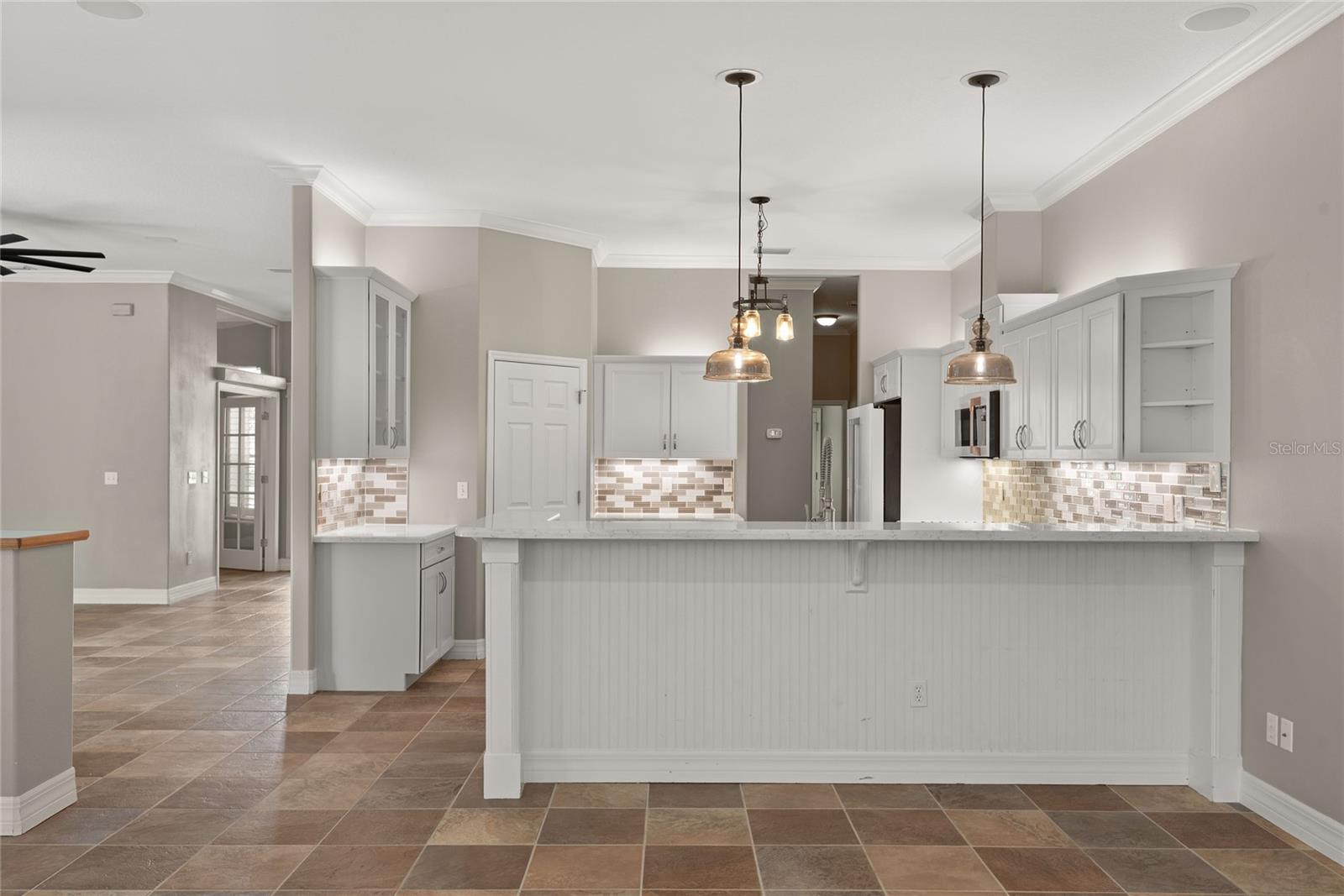 Image 13 of 46 For 417 Gleneagles Drive