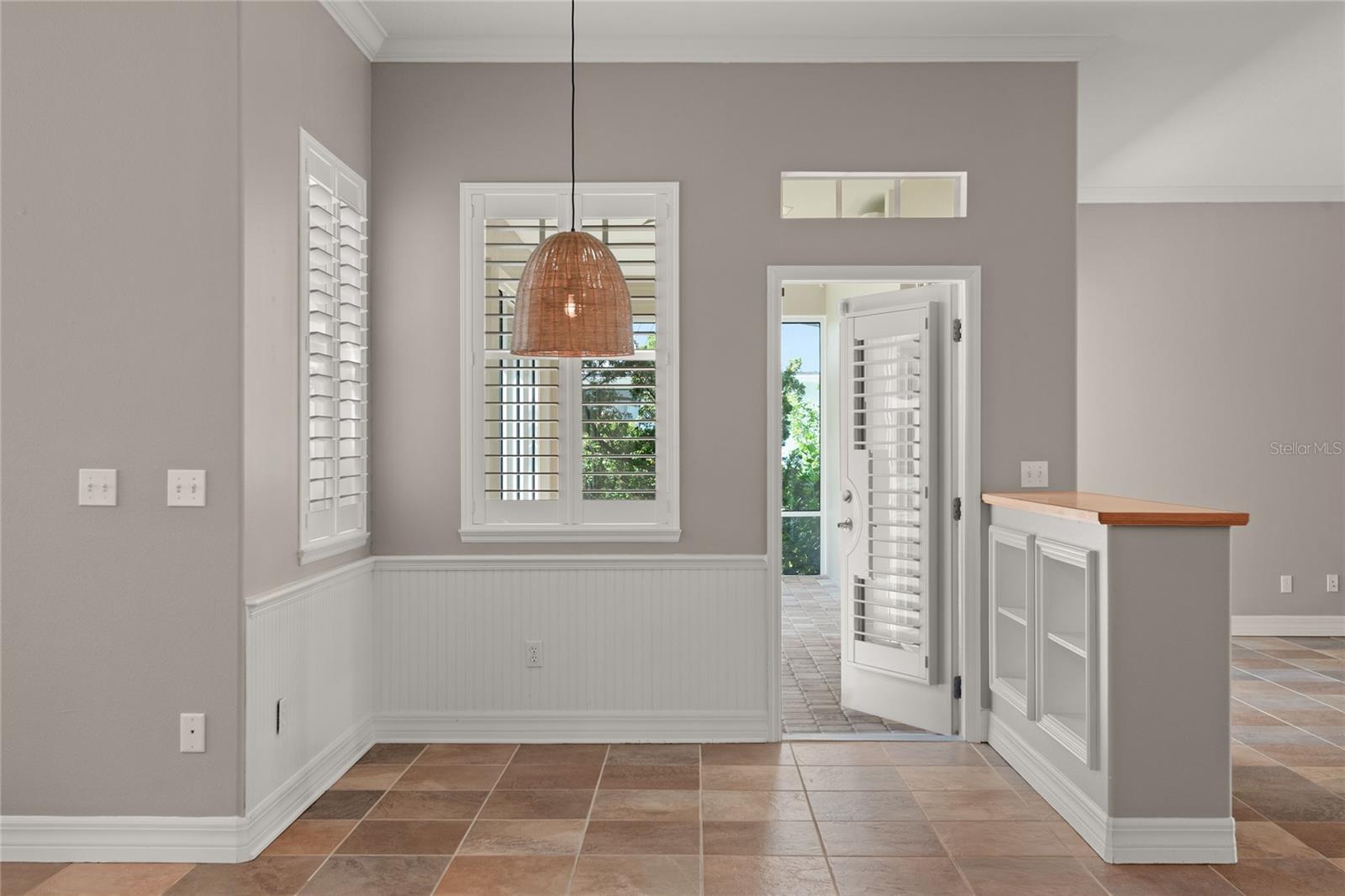 Image 14 of 46 For 417 Gleneagles Drive
