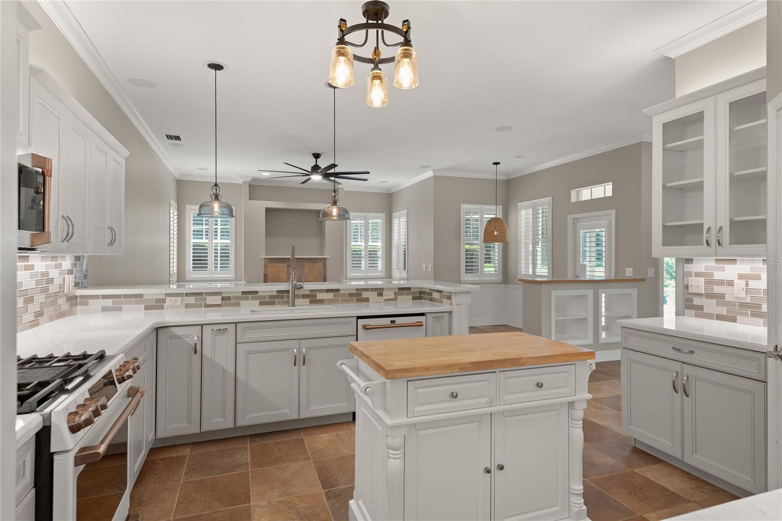 Image 16 of 46 For 417 Gleneagles Drive