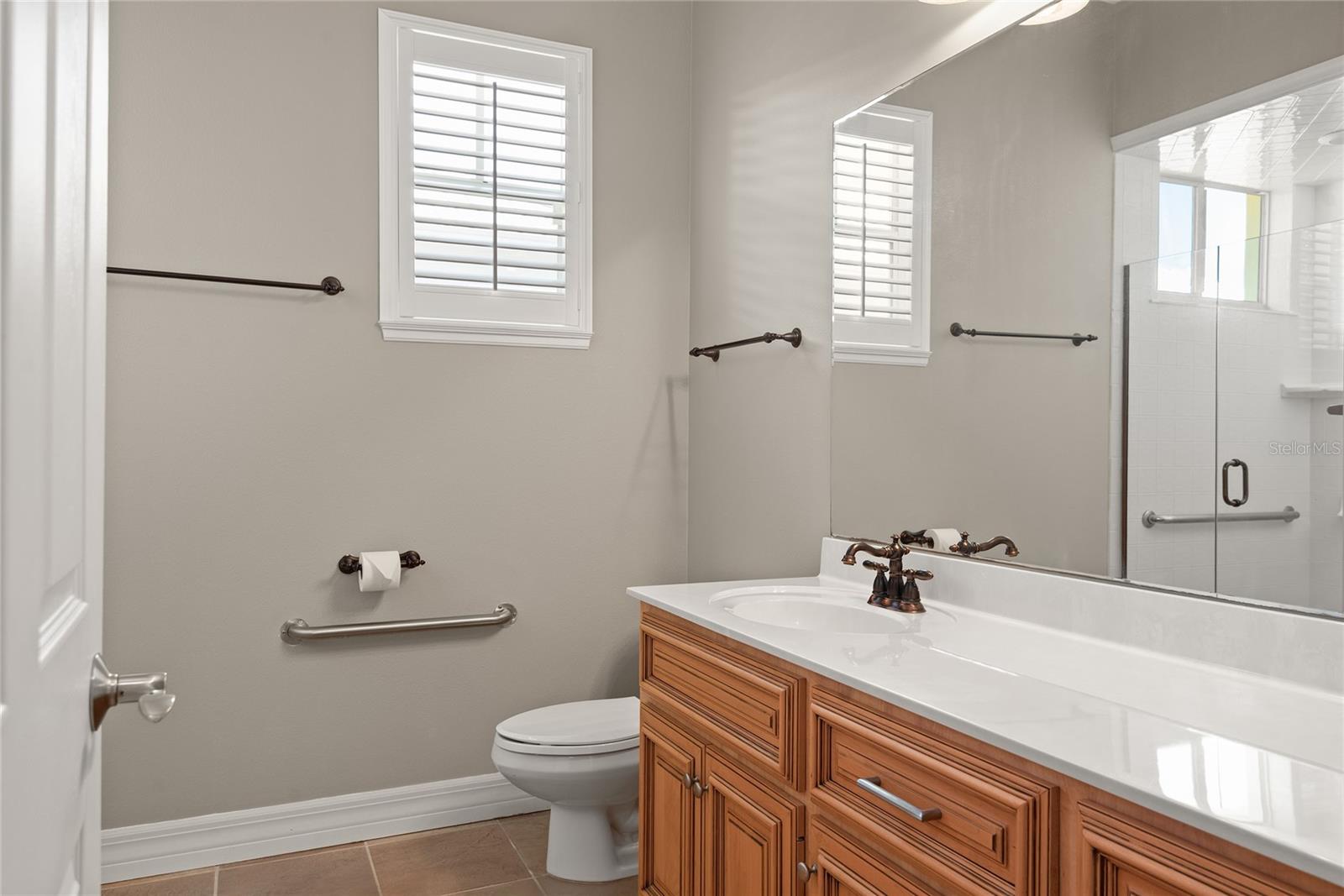 Image 25 of 46 For 417 Gleneagles Drive