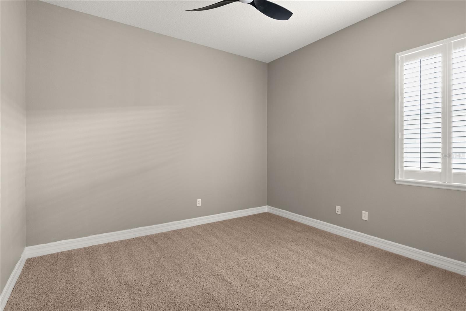 Image 28 of 46 For 417 Gleneagles Drive