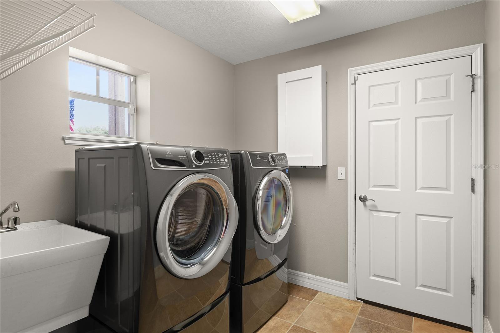 Image 30 of 46 For 417 Gleneagles Drive