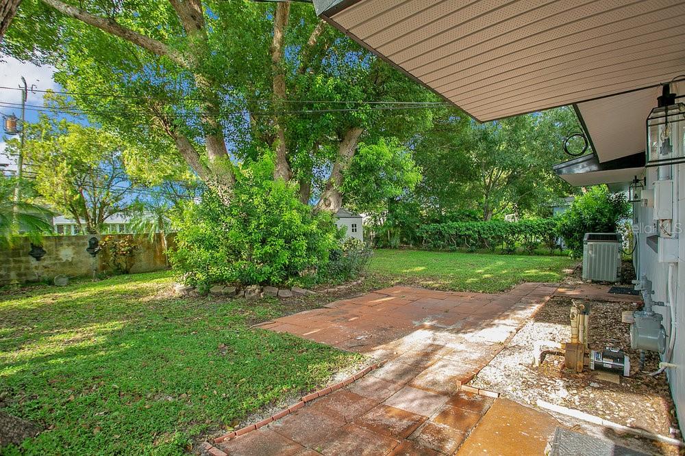 Image 19 of 29 For 2870 Starlight Drive