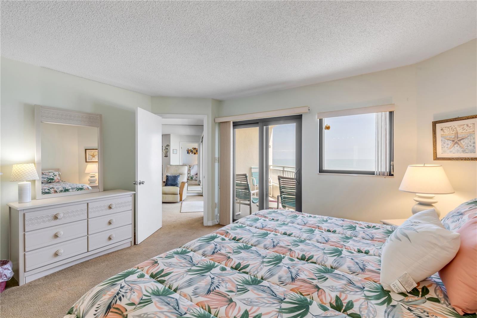 Image 31 of 55 For 5207 Atlantic Avenue 424