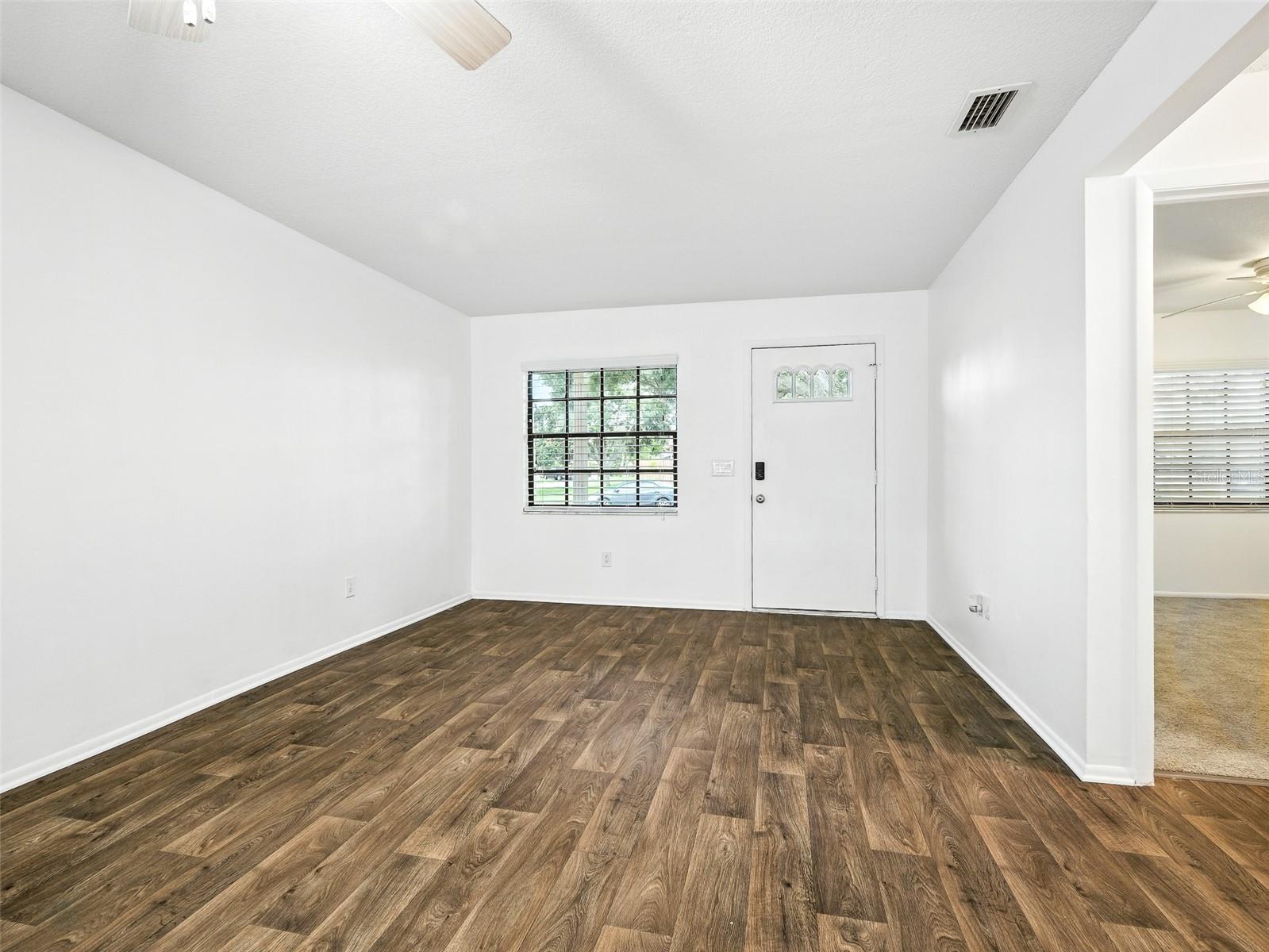 Image 10 of 37 For 803 Egret Court