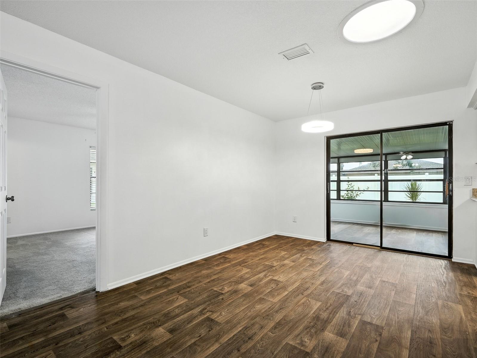 Image 12 of 37 For 803 Egret Court