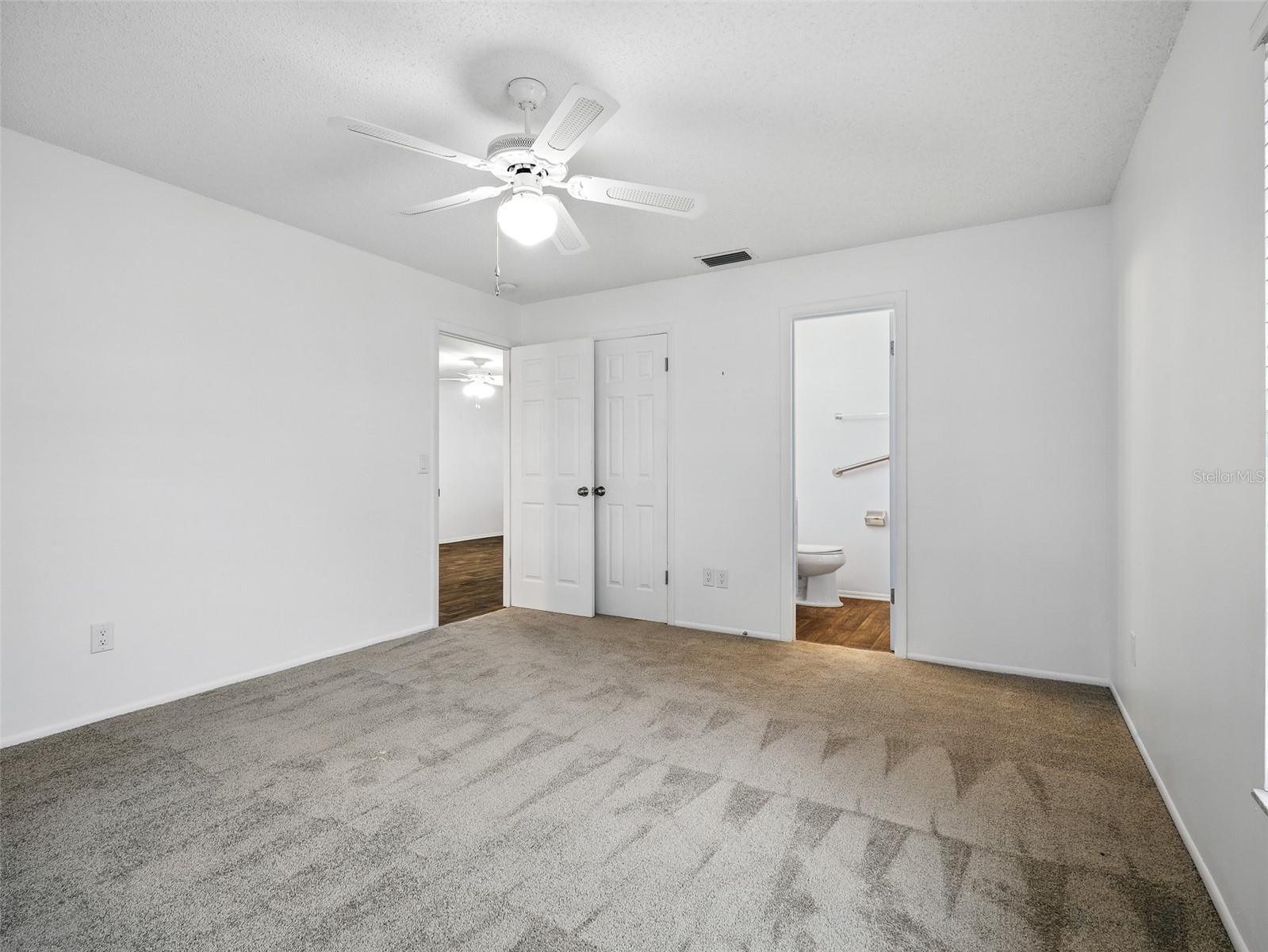 Image 25 of 37 For 803 Egret Court