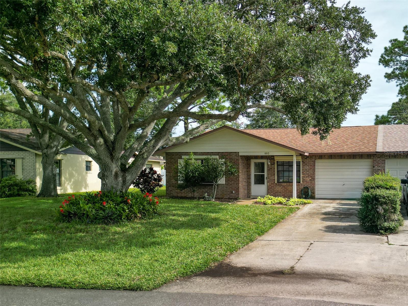 Image 5 of 37 For 803 Egret Court