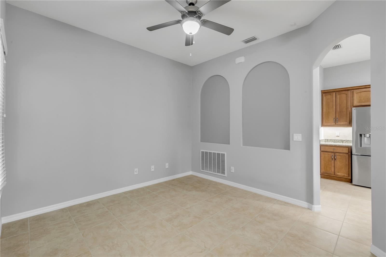 Image 16 of 54 For 3345 Tesoro Circle