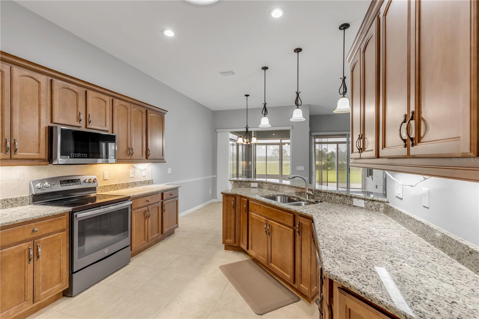 Image 18 of 54 For 3345 Tesoro Circle