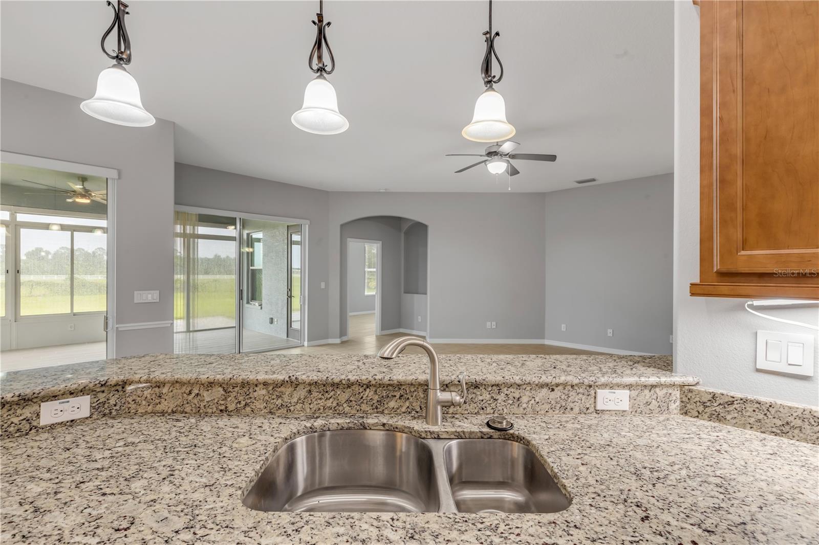 Image 21 of 54 For 3345 Tesoro Circle