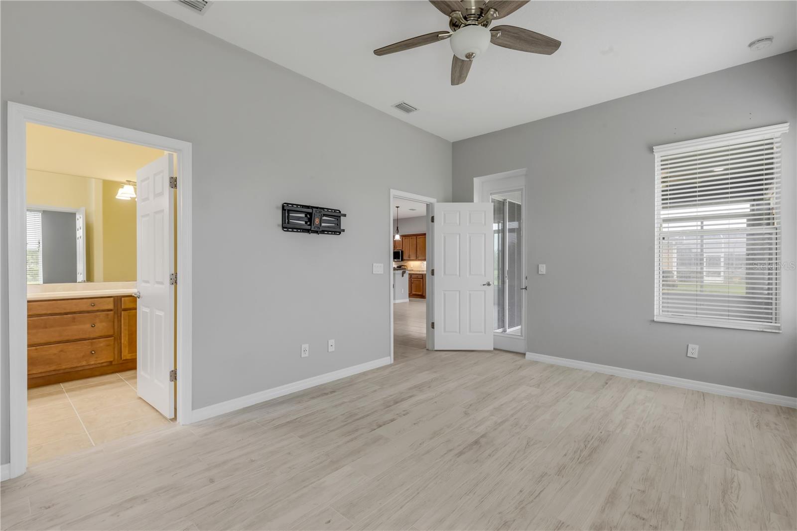 Image 30 of 54 For 3345 Tesoro Circle