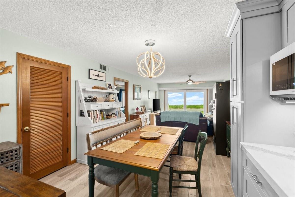 Image 8 of 29 For 2222 Ocean Shore Boulevard 102b