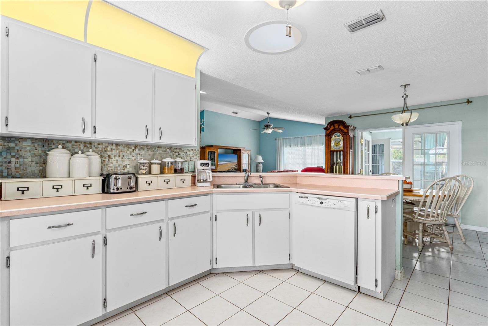 Image 11 of 41 For 1842 Juniper Drive
