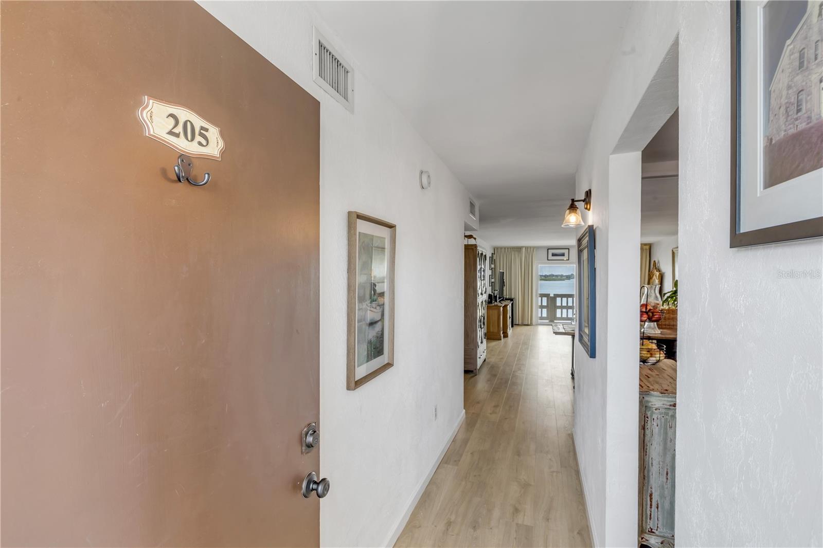 Image 6 of 74 For 3606 Peninsula Drive 205