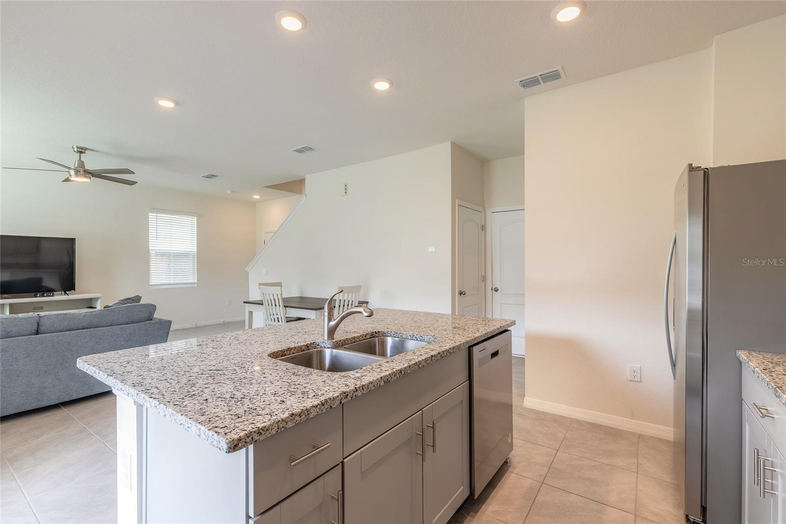 Image 13 of 38 For 3057 Meleto Boulevard