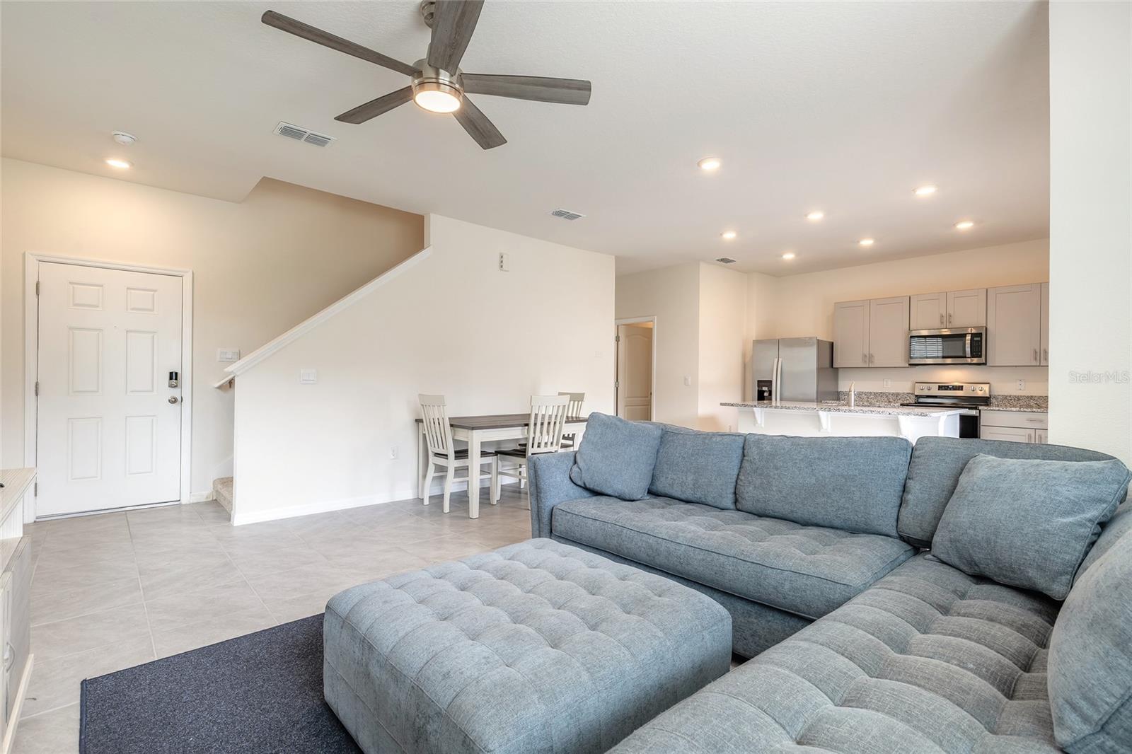 Image 4 of 38 For 3057 Meleto Boulevard