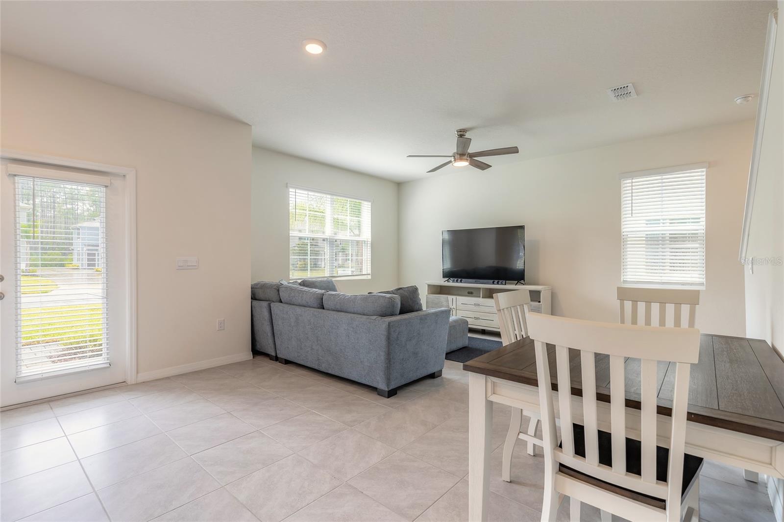 Image 8 of 38 For 3057 Meleto Boulevard