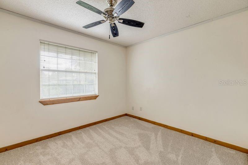 Image 19 of 42 For 488 Summit Avenue