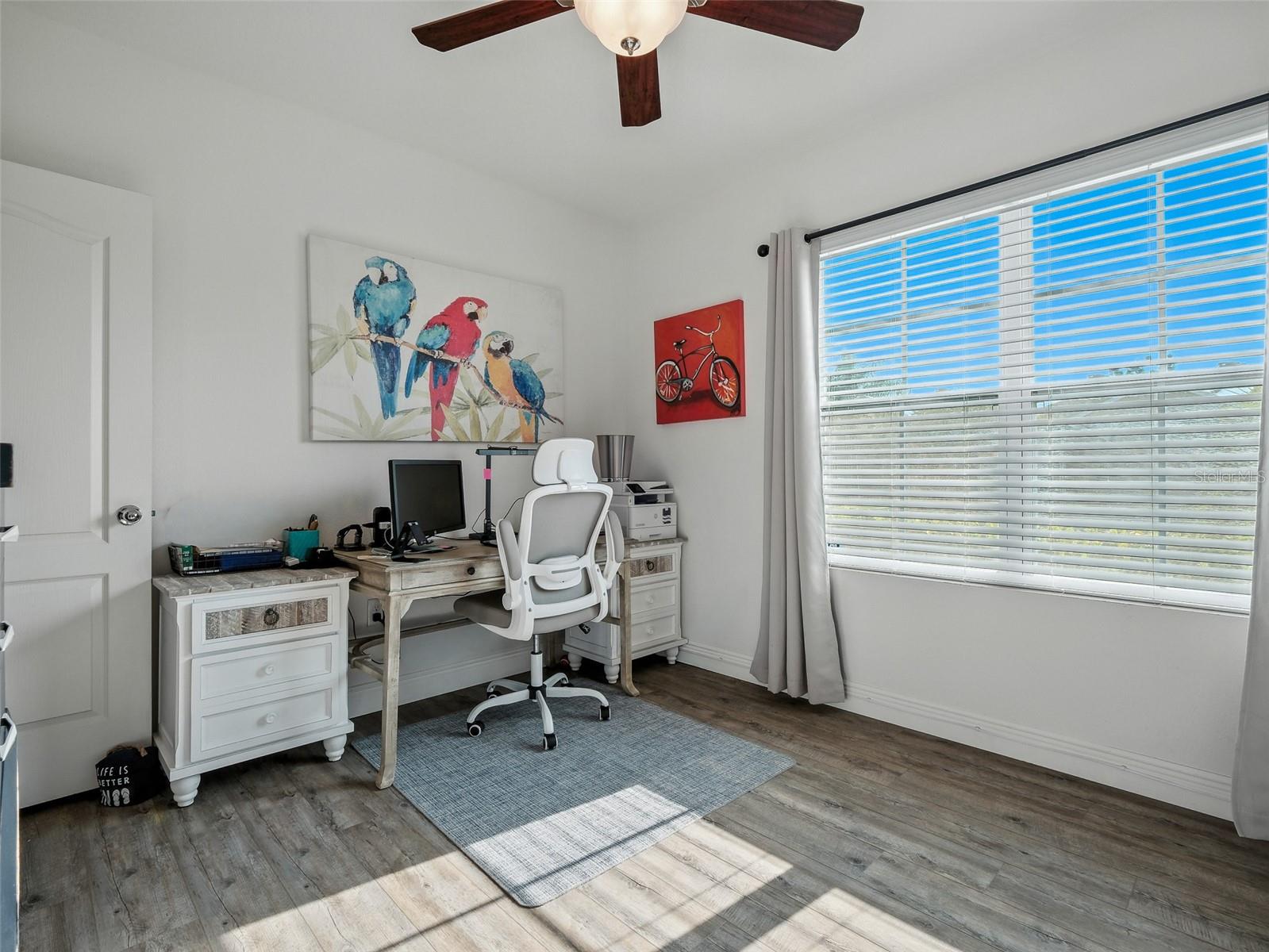 Image 19 of 40 For 438 Pink Coral Lane