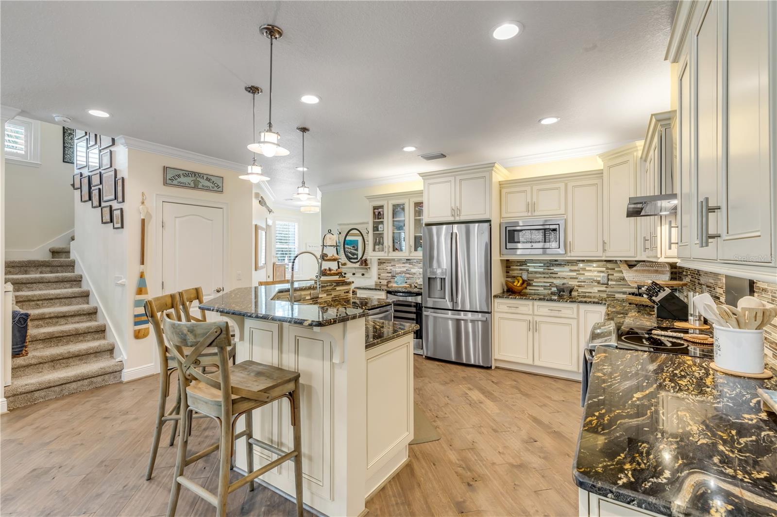 Image 21 of 84 For 123 Marina Bay Drive