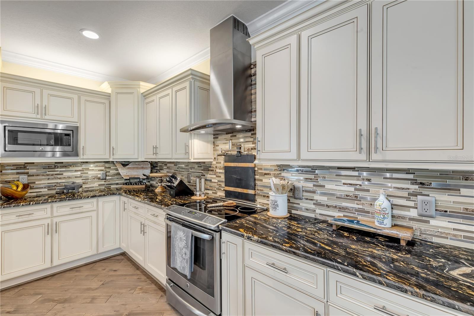 Image 24 of 84 For 123 Marina Bay Drive