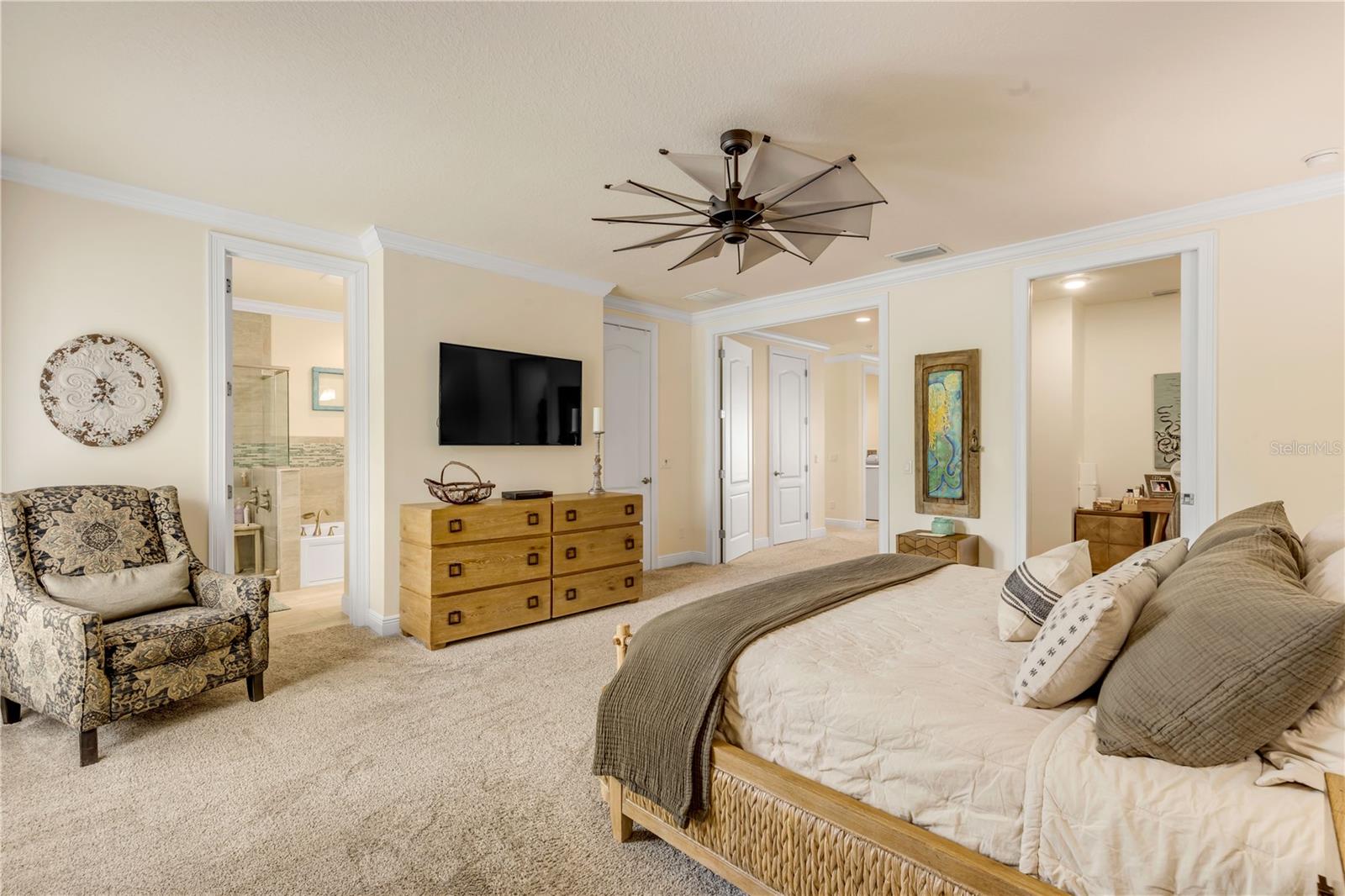 Image 35 of 84 For 123 Marina Bay Drive