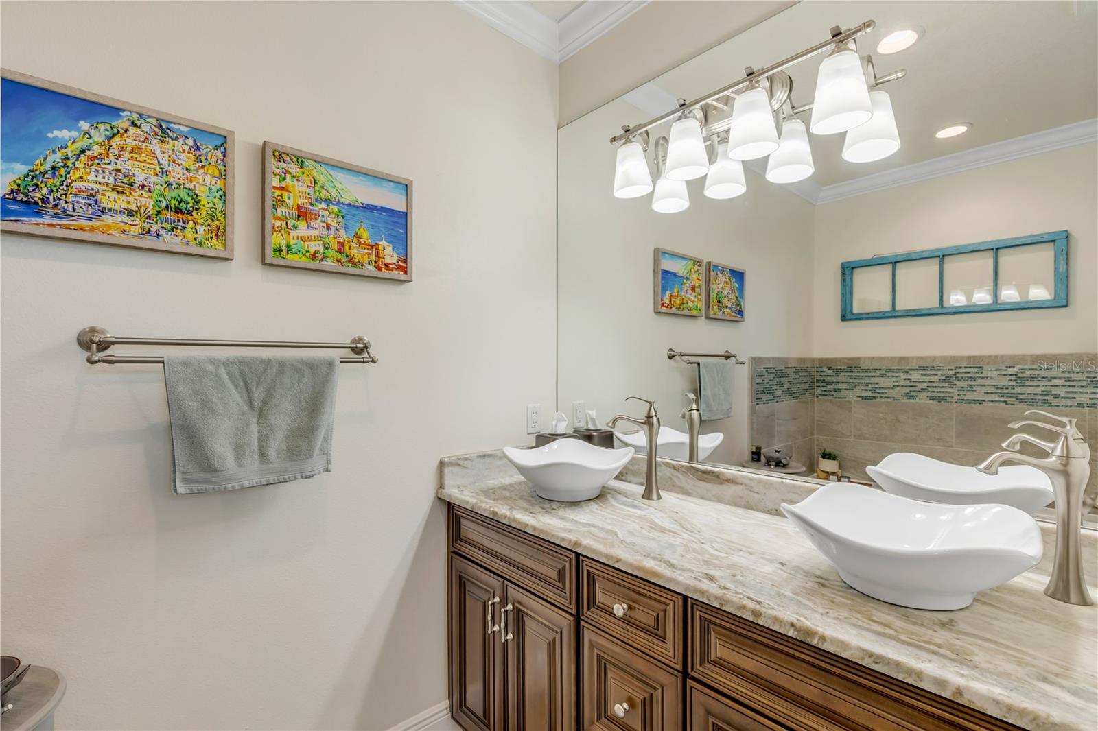 Image 40 of 84 For 123 Marina Bay Drive