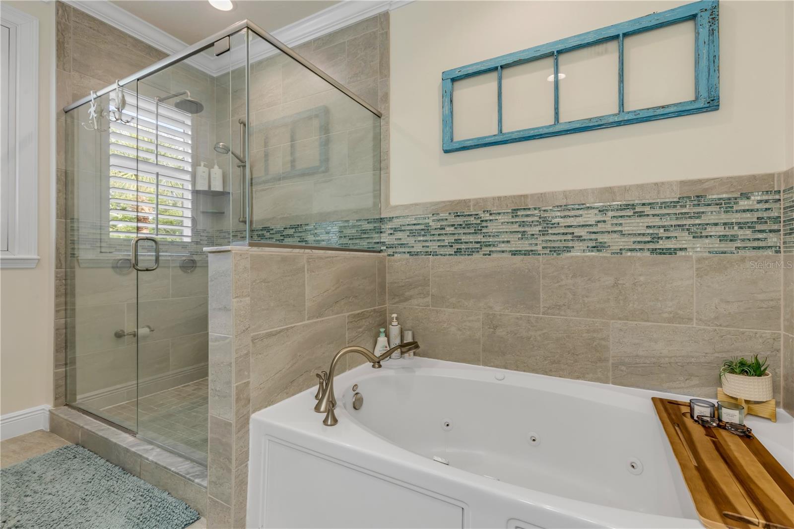 Image 41 of 84 For 123 Marina Bay Drive