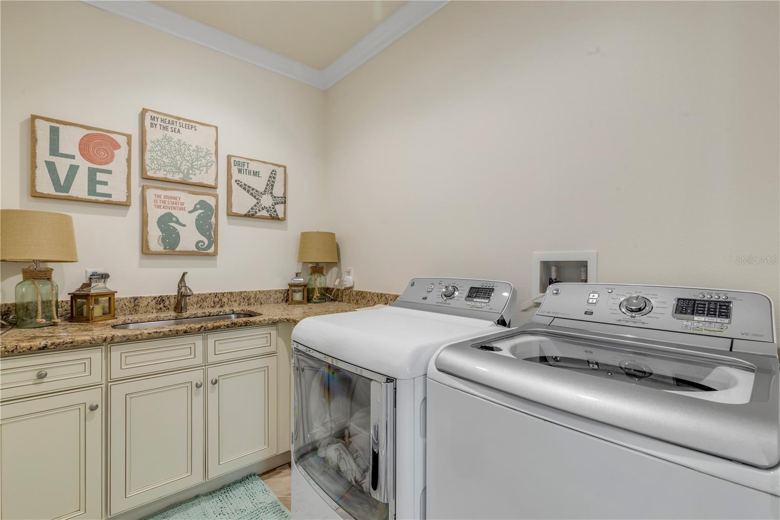 Image 46 of 84 For 123 Marina Bay Drive