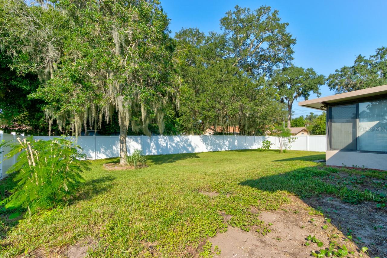 Image 21 of 23 For 3010 Kumquat Drive