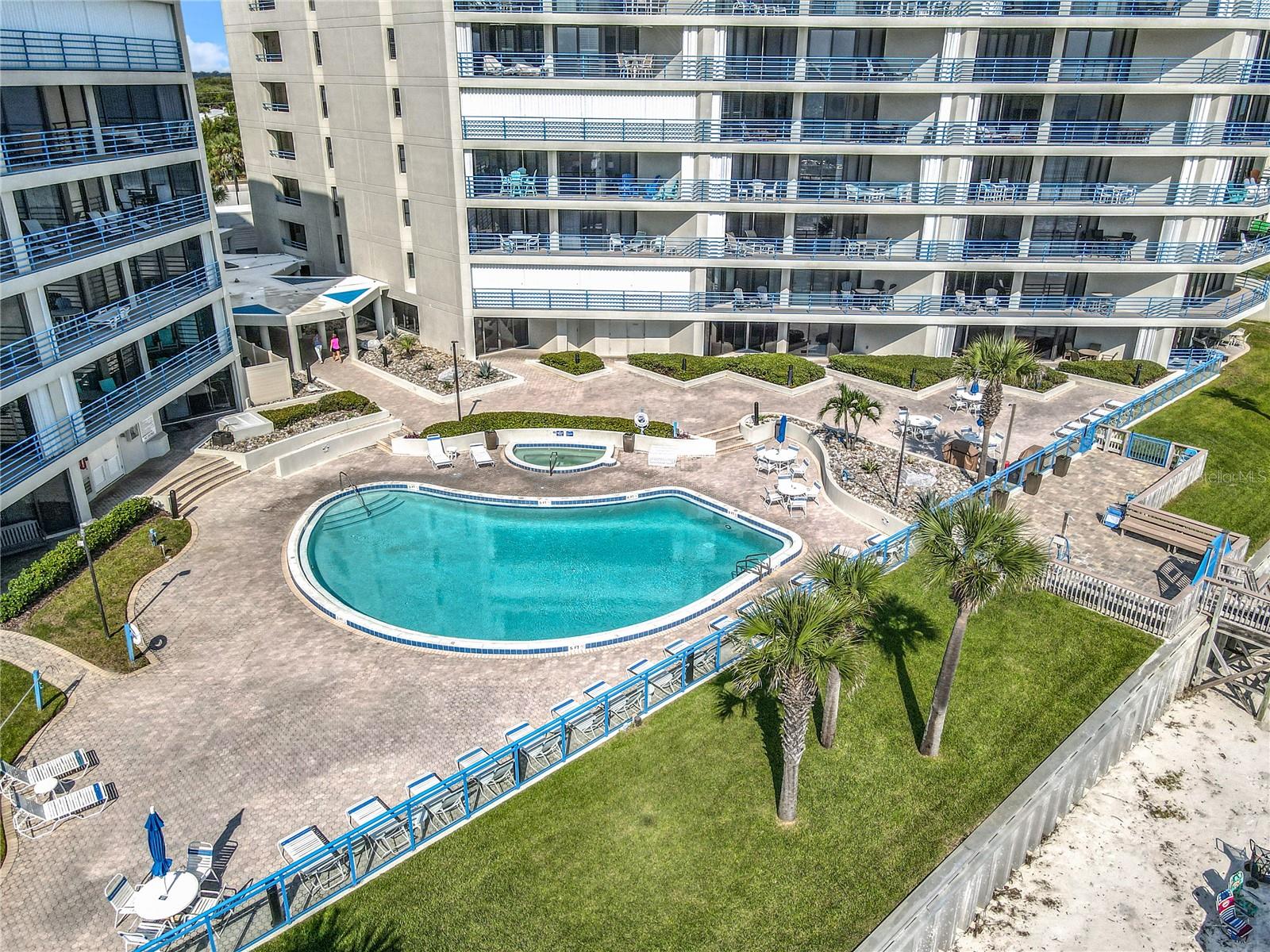 Image 26 of 30 For 4493 Atlantic Avenue 3040