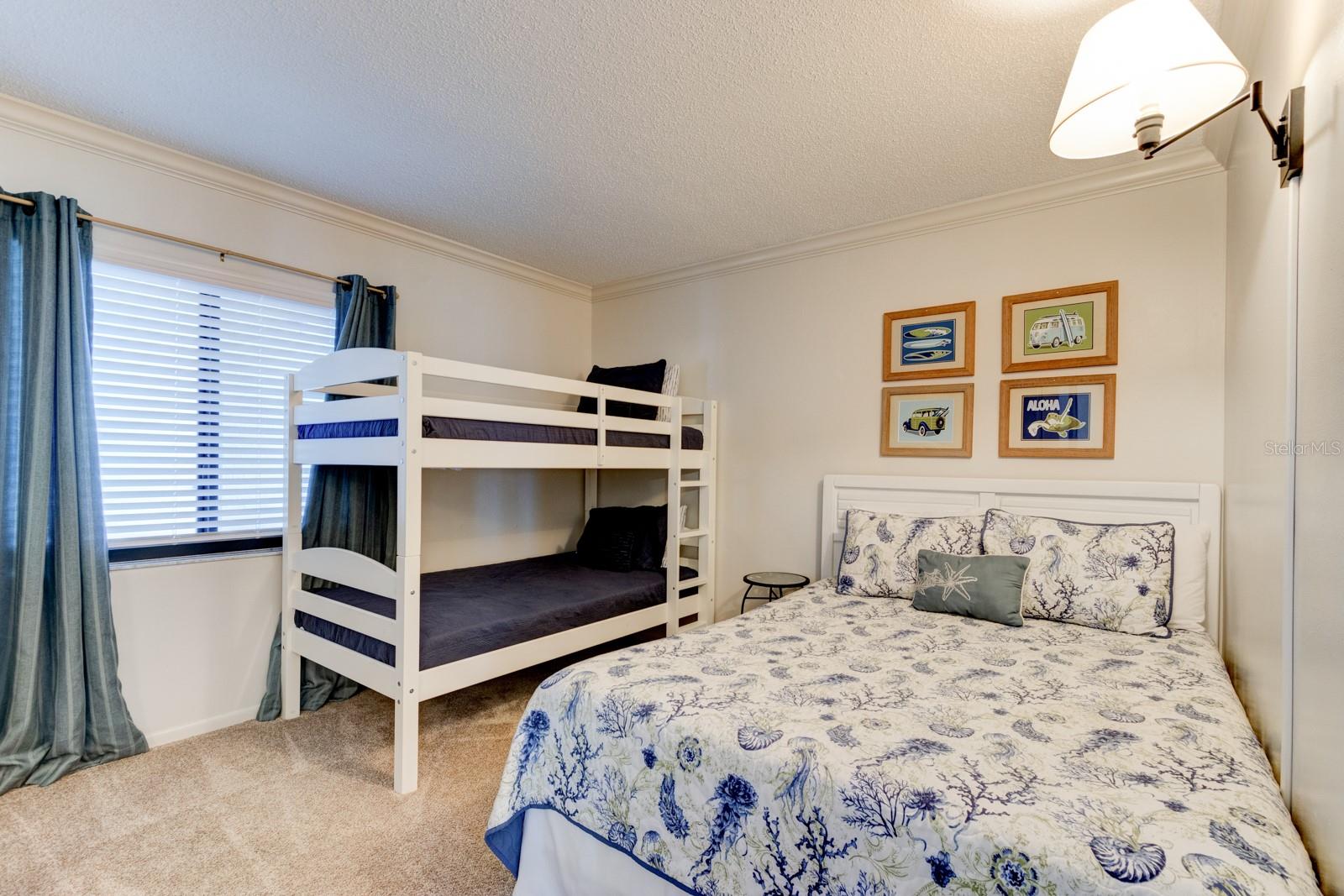 Image 14 of 26 For 5301 Atlantic Avenue 52