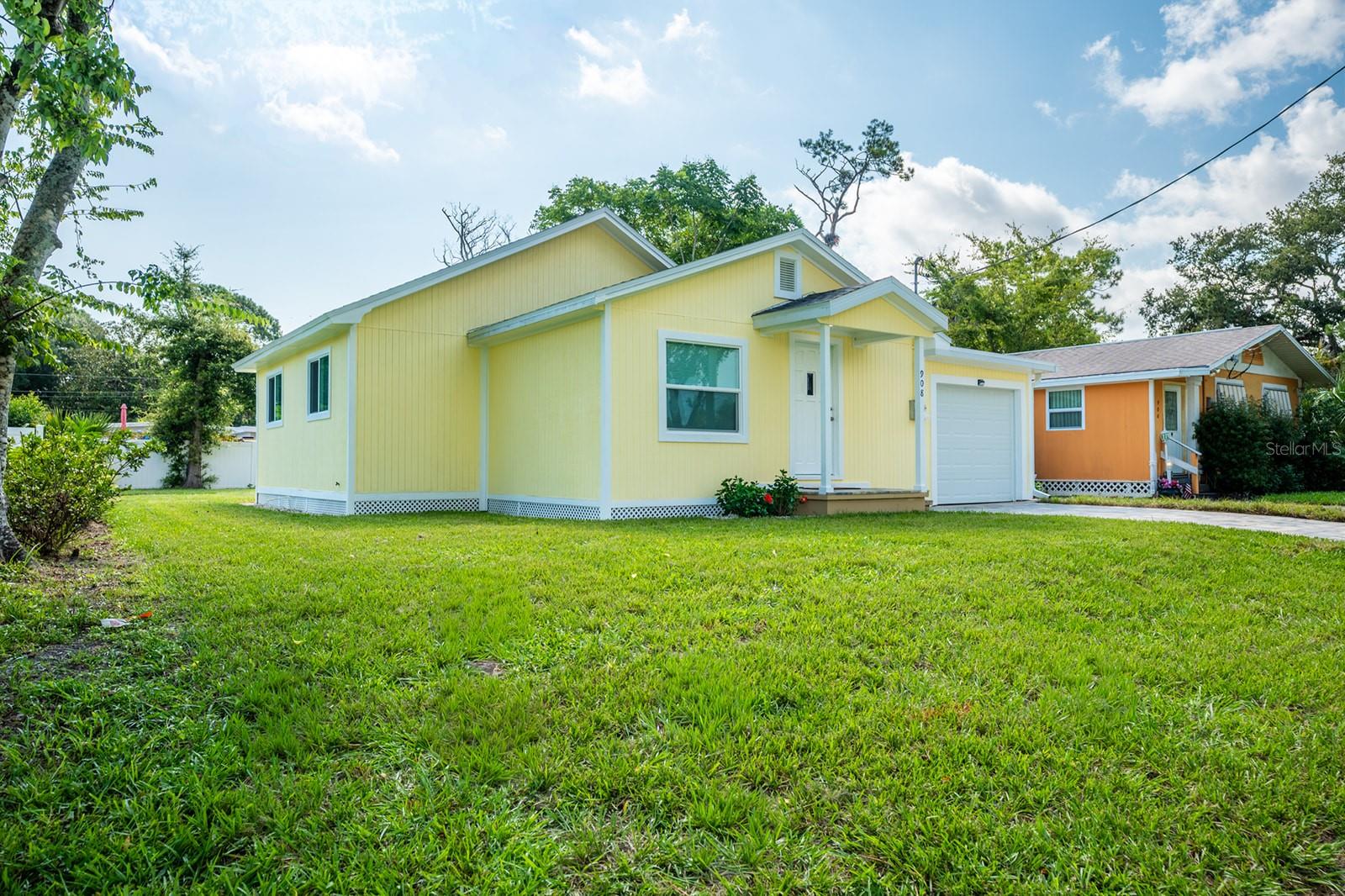 Image 23 of 32 For 908 3rd Street