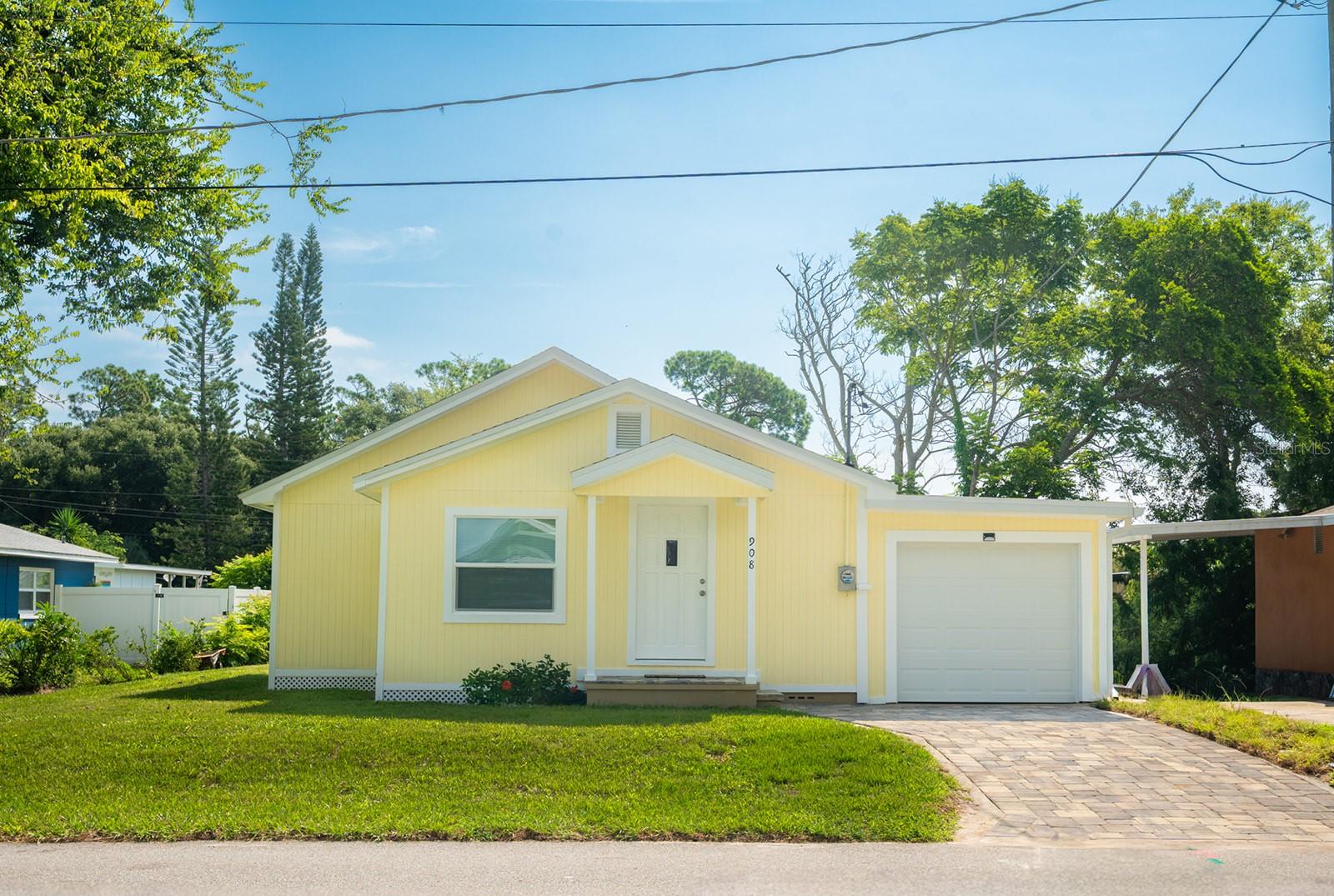 Image 25 of 32 For 908 3rd Street
