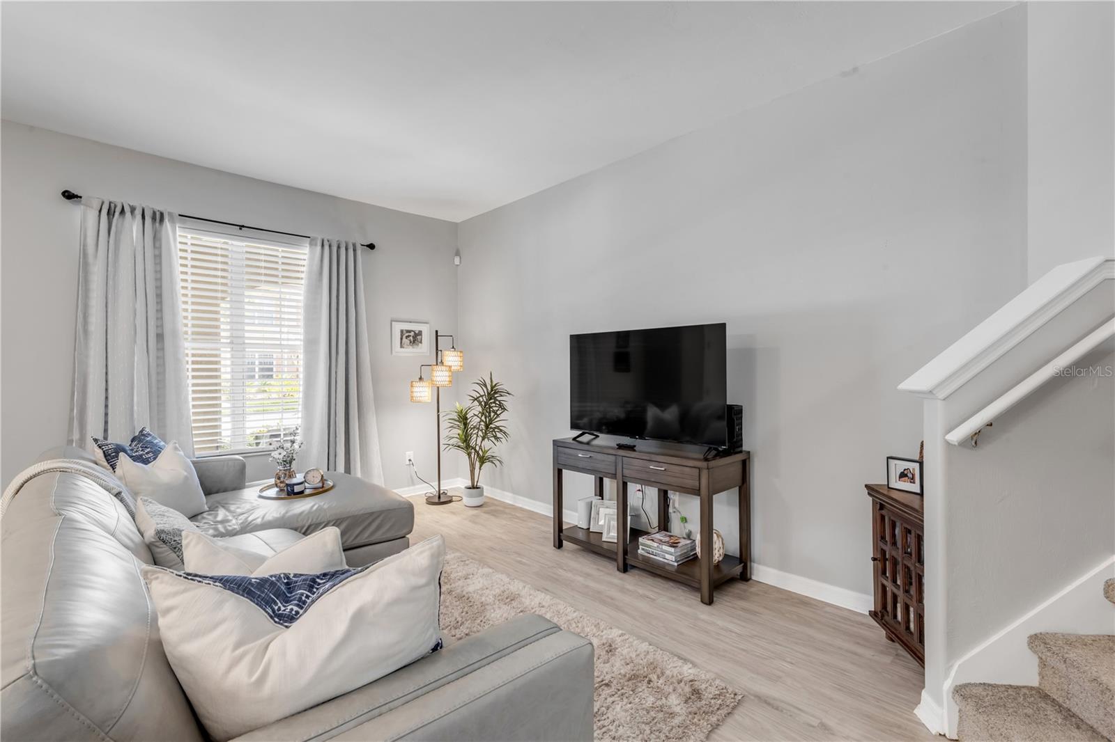 Image 10 of 58 For 3611 Casello Drive