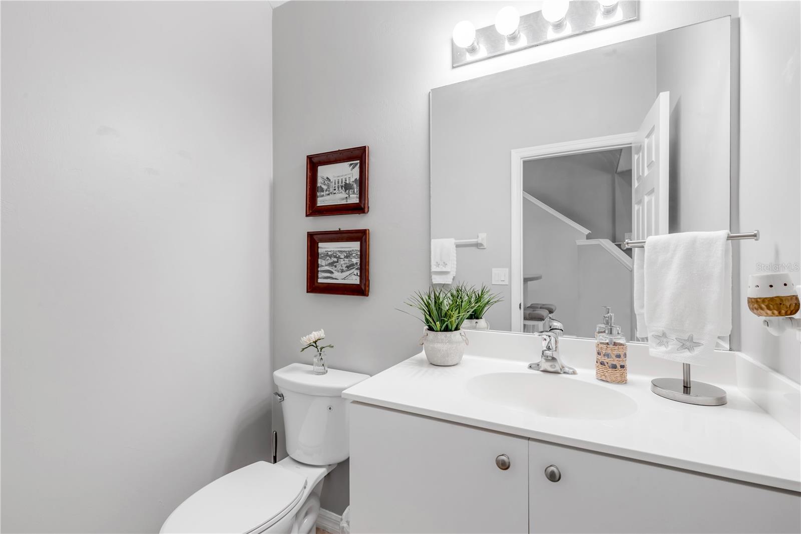 Image 15 of 58 For 3611 Casello Drive