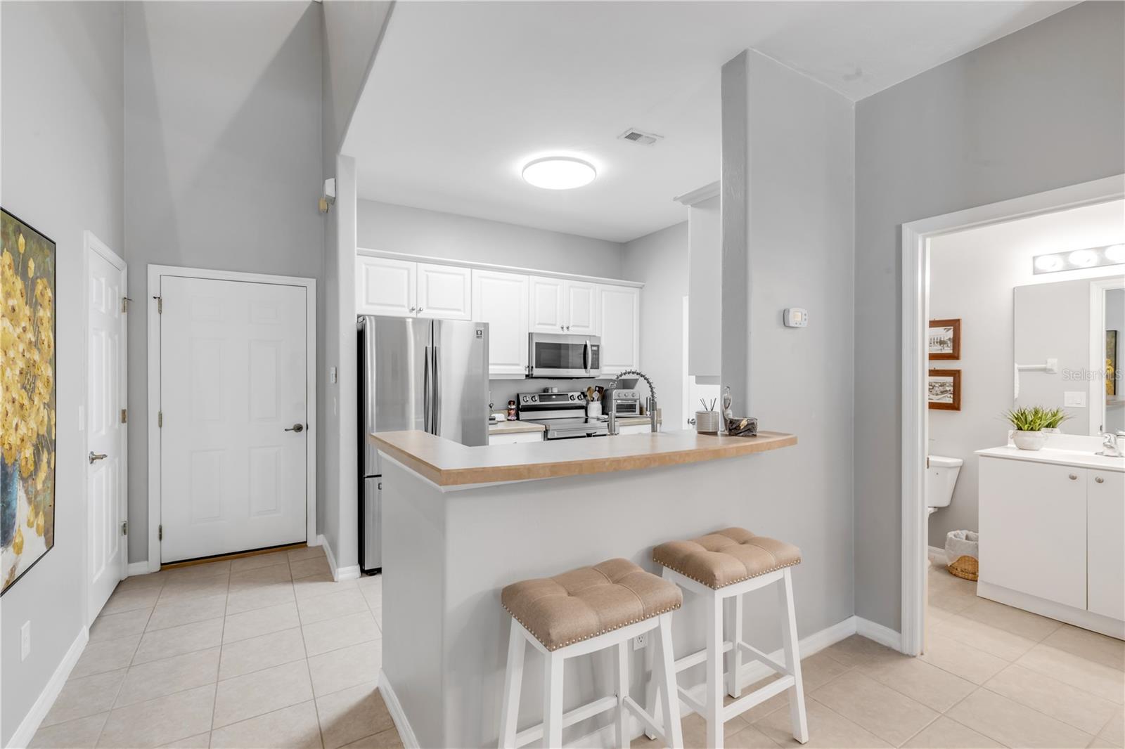 Image 16 of 58 For 3611 Casello Drive