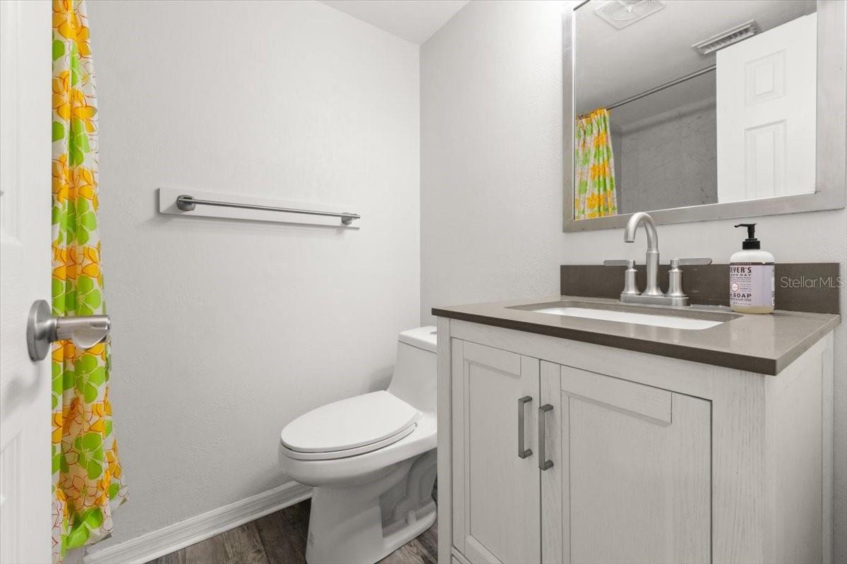Image 9 of 12 For 411 Halifax Avenue 212