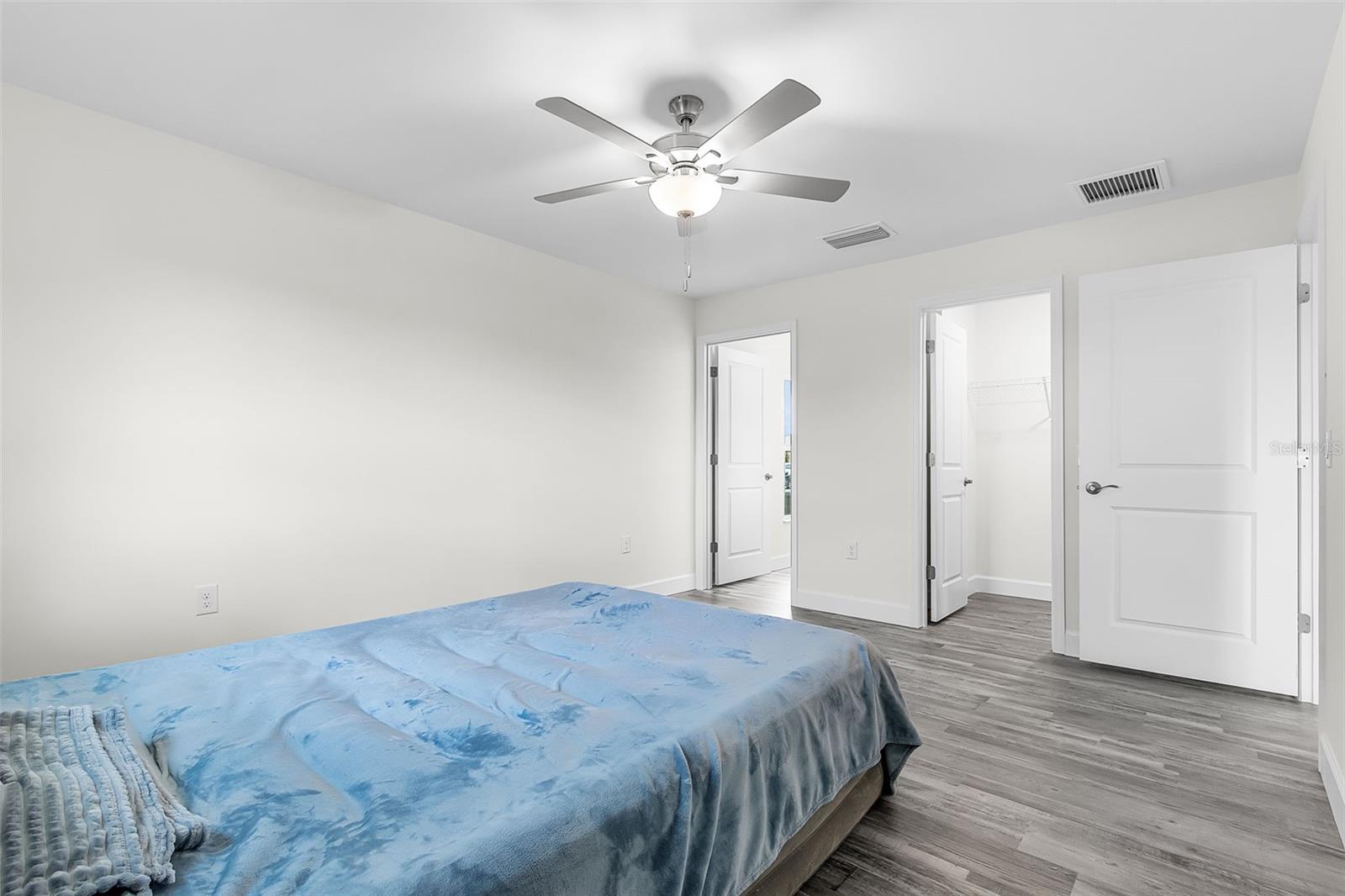 Image 19 of 31 For 1722 2nd Place