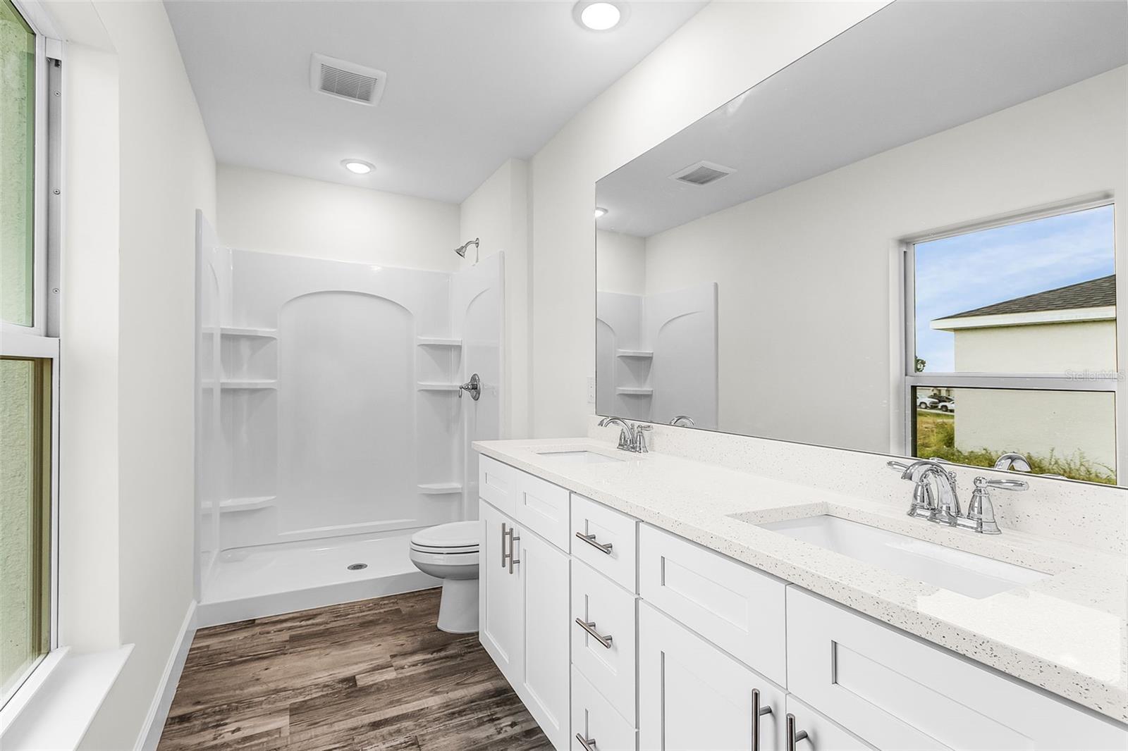 Image 20 of 31 For 1722 2nd Place