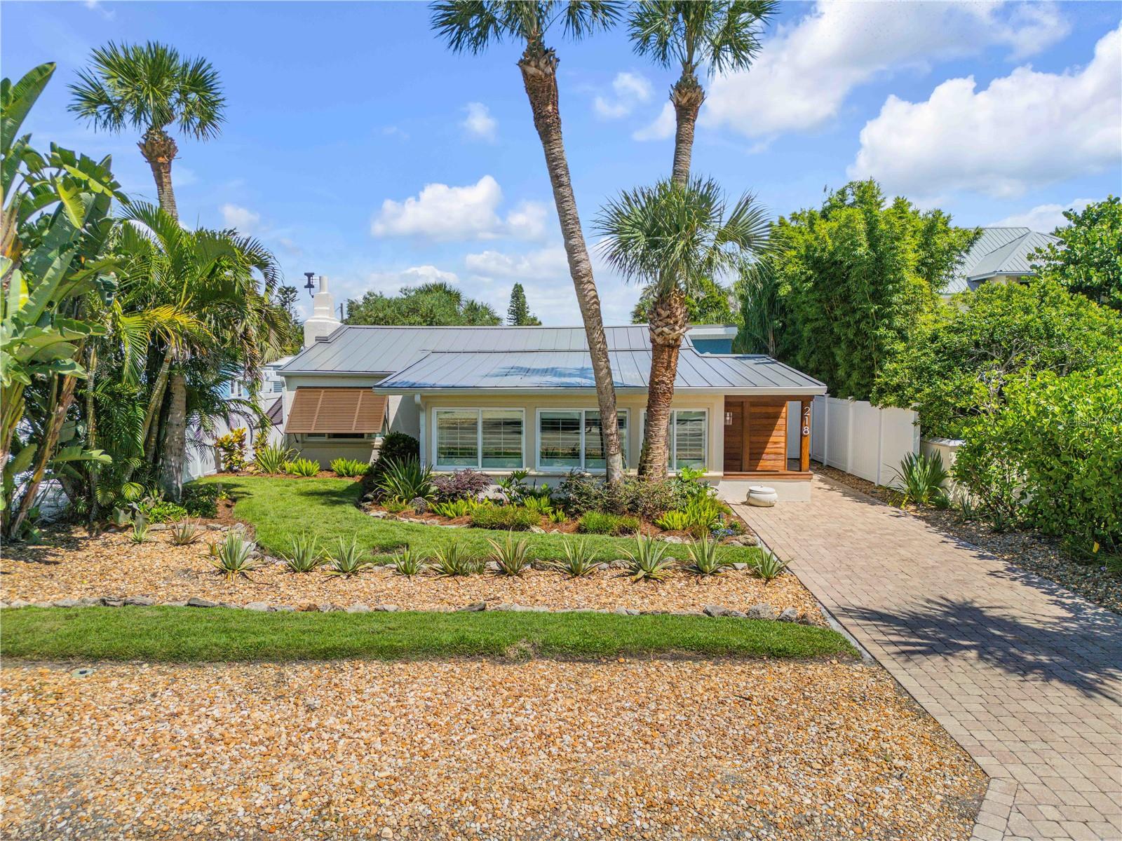 Image 76 of 91 For 218 Kirkland Road