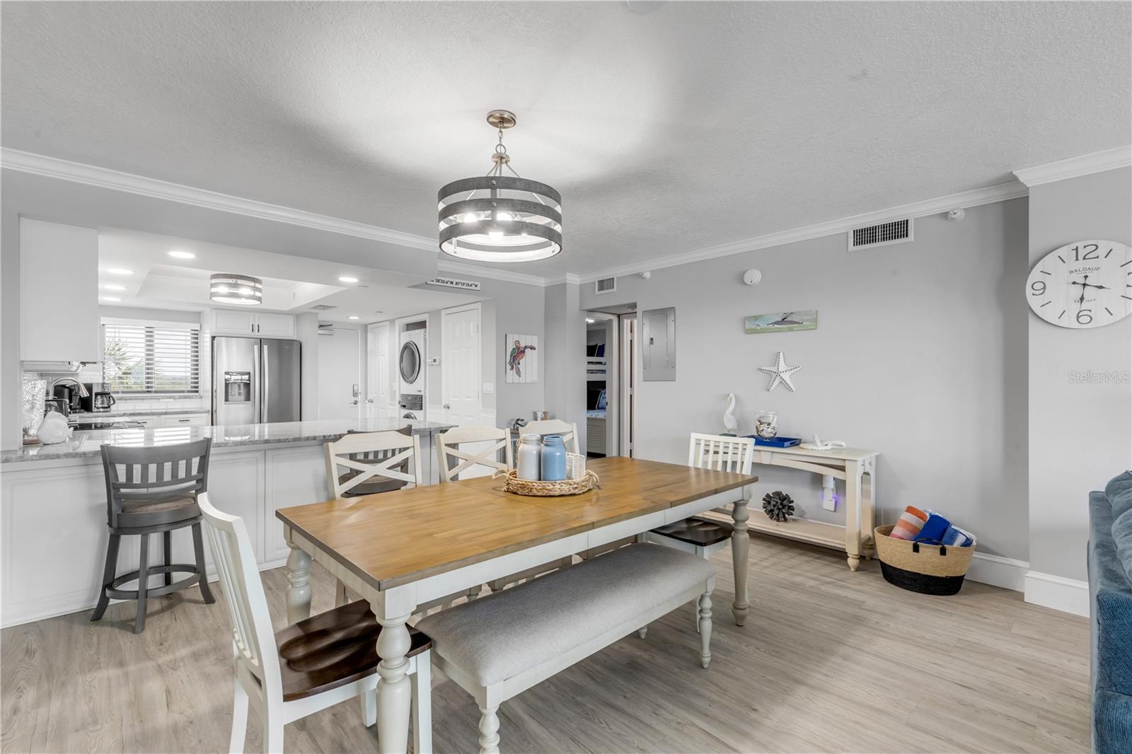 Image 12 of 49 For 5303 Atlantic Avenue 370