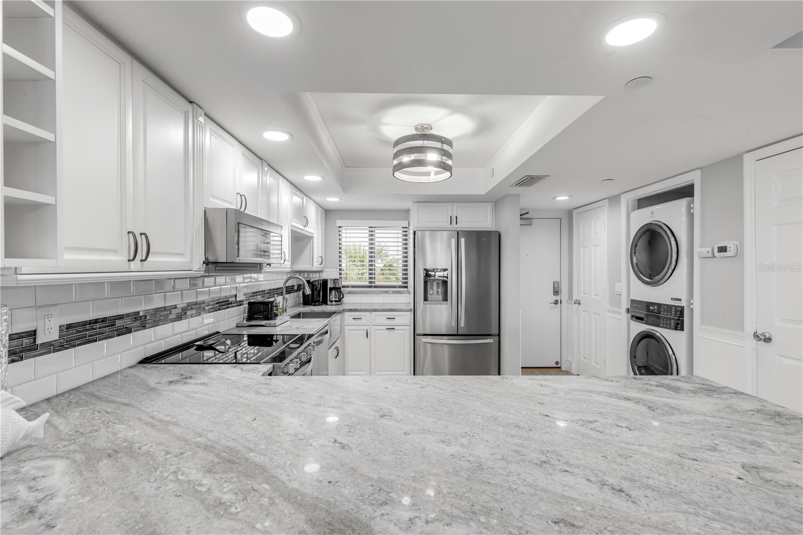 Image 16 of 49 For 5303 Atlantic Avenue 370