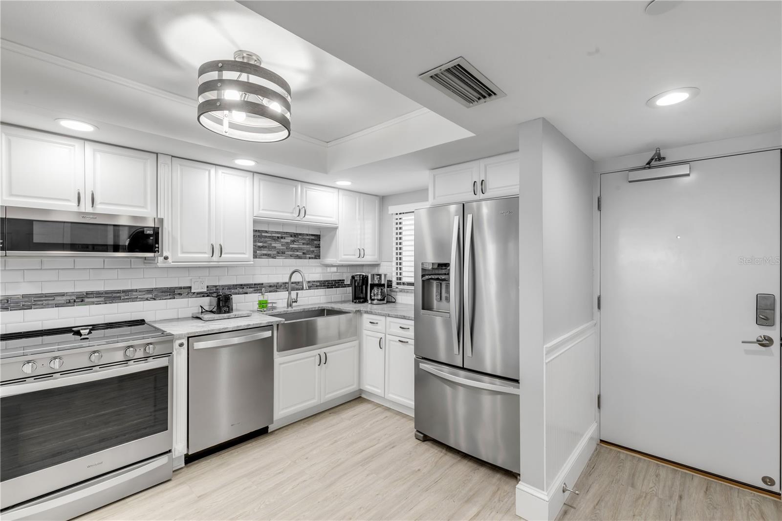 Image 17 of 49 For 5303 Atlantic Avenue 370