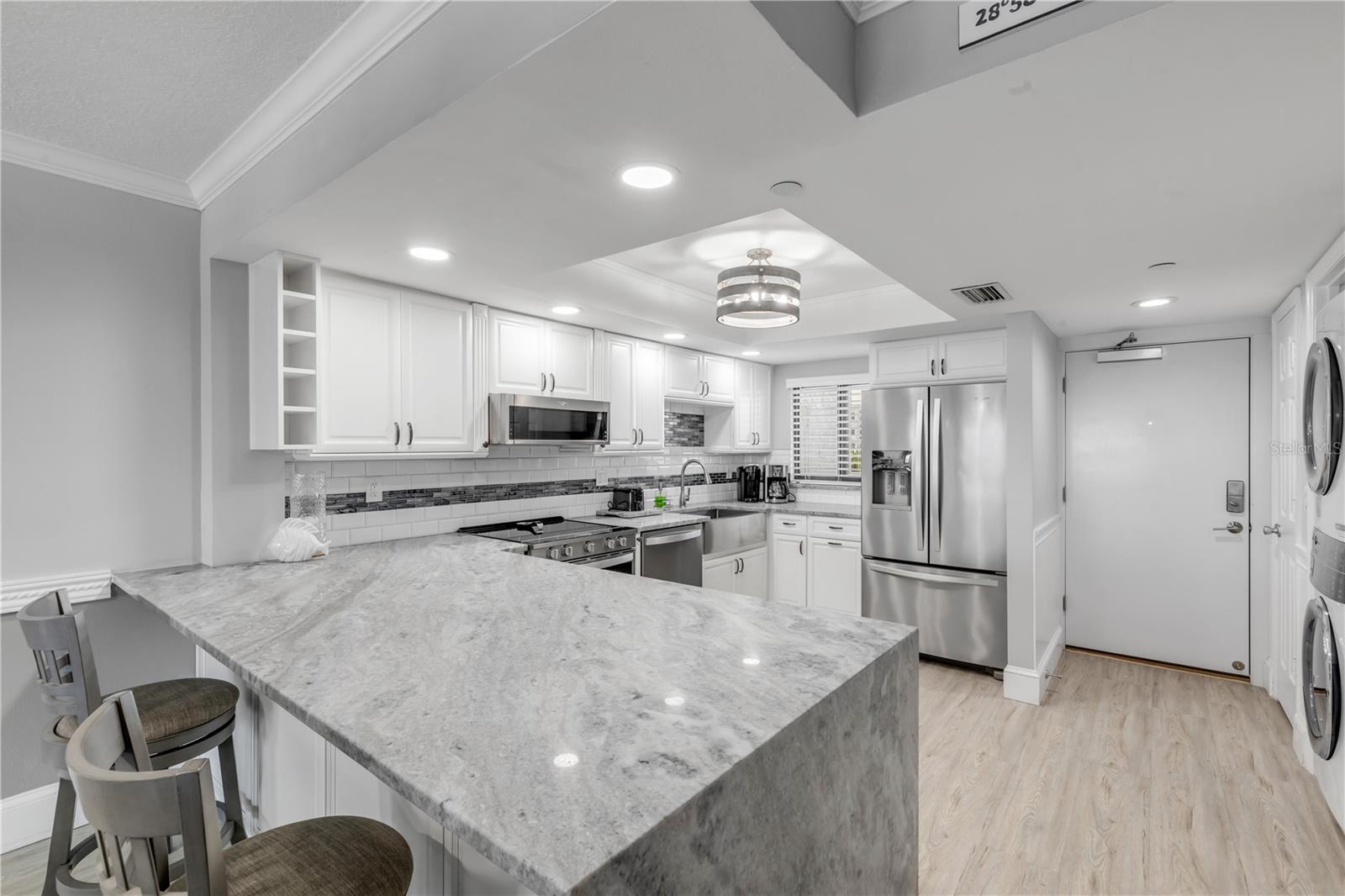 Image 18 of 49 For 5303 Atlantic Avenue 370
